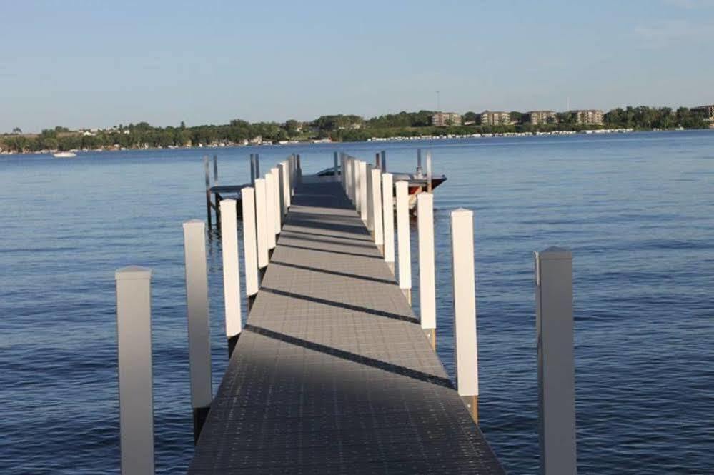 Okoboji Commons Hotel Zewnętrze zdjęcie